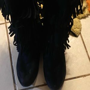 Minnie Tonka fringe boots